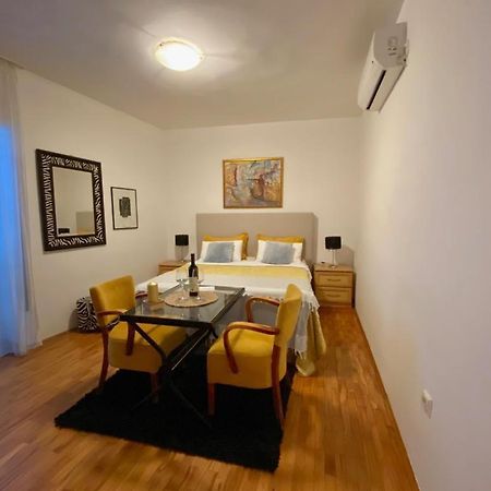 Apartments Nautica ヘルツェグ・ノヴィ エクステリア 写真