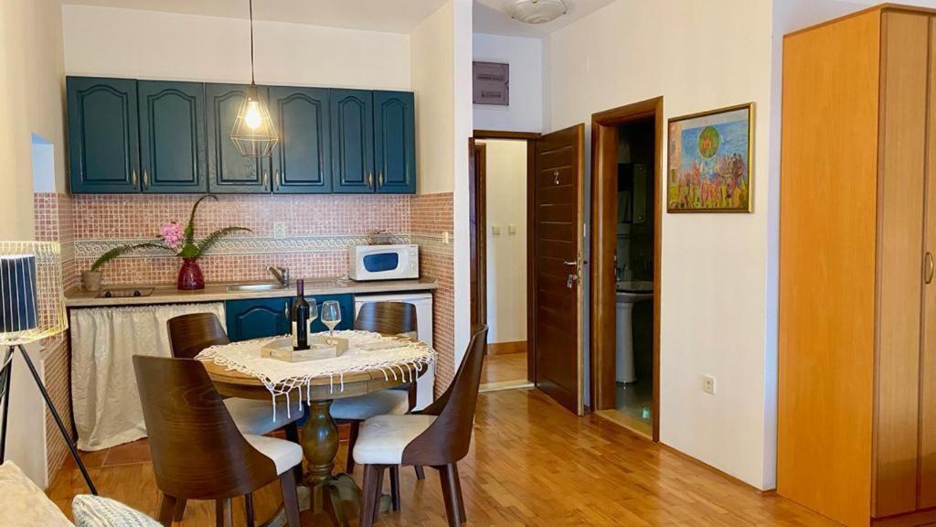 Apartments Nautica ヘルツェグ・ノヴィ エクステリア 写真