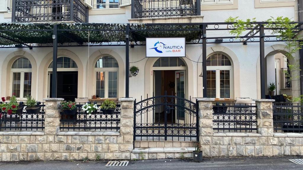 Apartments Nautica ヘルツェグ・ノヴィ エクステリア 写真