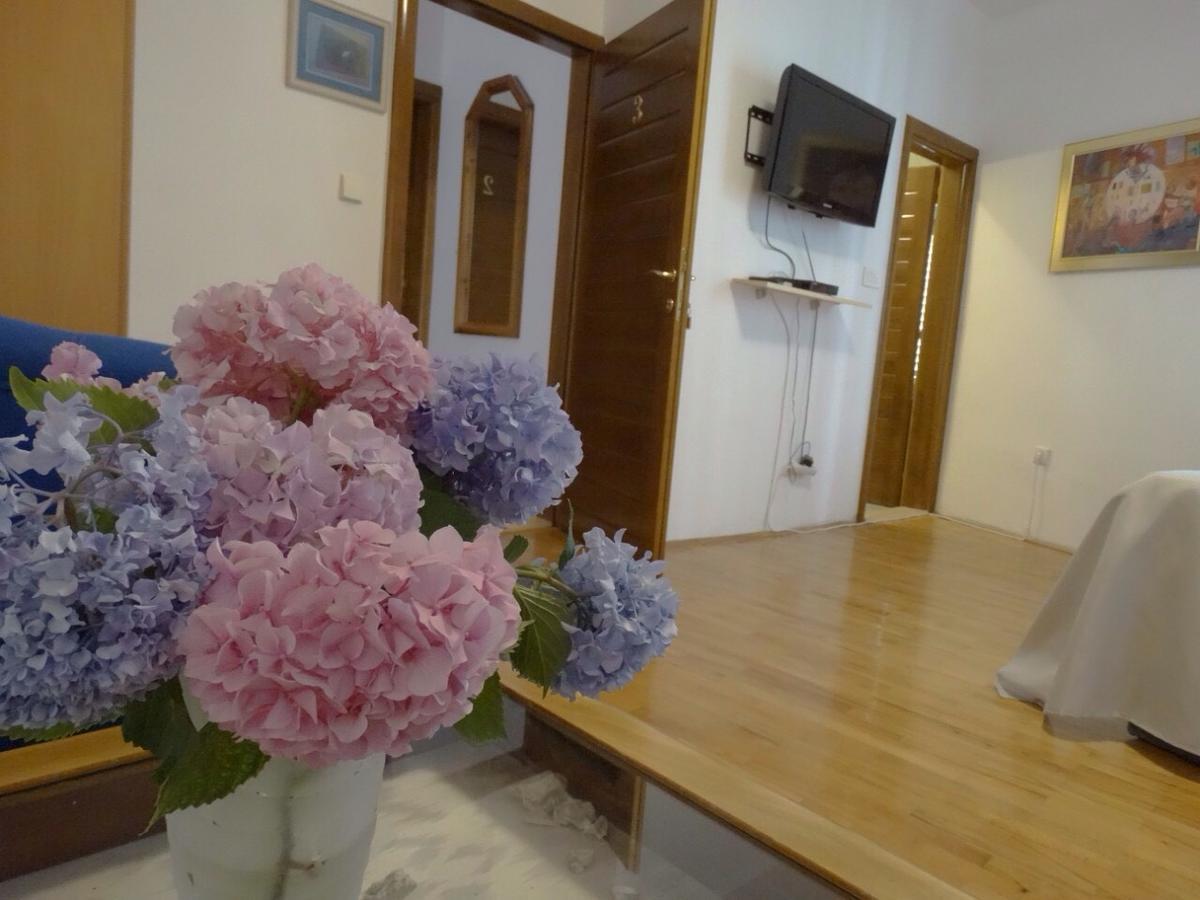 Apartments Nautica ヘルツェグ・ノヴィ エクステリア 写真
